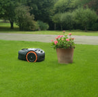 Robotic Lawn Mower for Lawns Up to 800m2, Wire-Free Installation, AI Vision Navigation